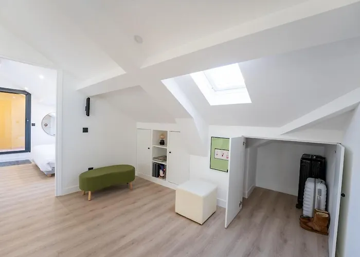 Monte Carlo Monaco Border - Luxury, Modern, Cozy With Feelings And View Apartamento