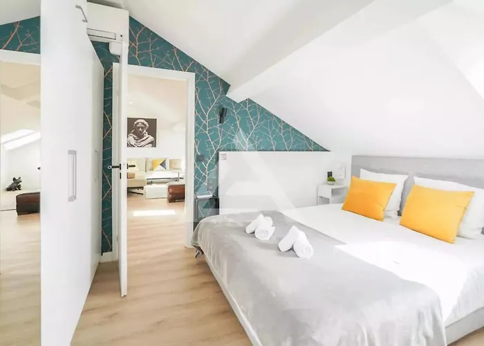 Monte Carlo Monaco Border - Luxury, Modern, Cozy With Feelings And View شقة بوزولي