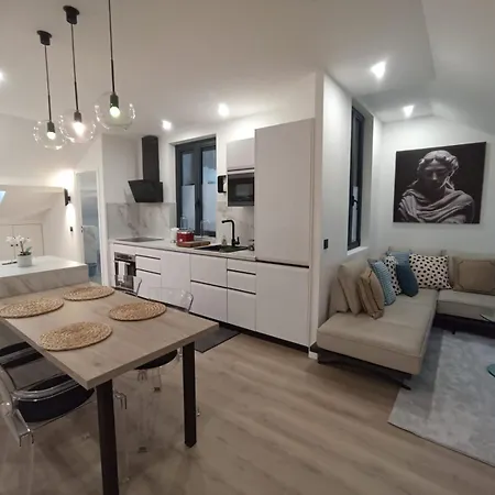 Monte Carlo Monaco Border - Luxury, Modern, Cozy With Feelings And View Beausoleil