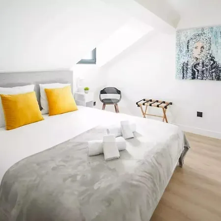 Monte Carlo Monaco Border - Luxury, Modern, Cozy With Feelings And View Apartamento