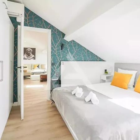 Monte Carlo Monaco Border - Luxury, Modern, Cozy With Feelings And View 아파트 보솔레이